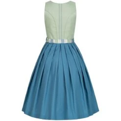 Midi Dirndl In Grün -Familien Geschäft hammerschmid midi dirndl in grun 4