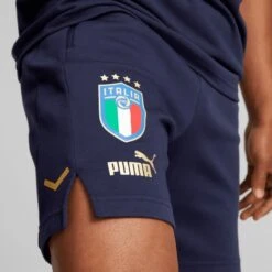 Puma Freizeit Fan-Artikel Italien Casuals Short 2022/2023 Blue -Familien Geschäft puma freizeit fan artikel italien casuals short 2022 2023 blue 2